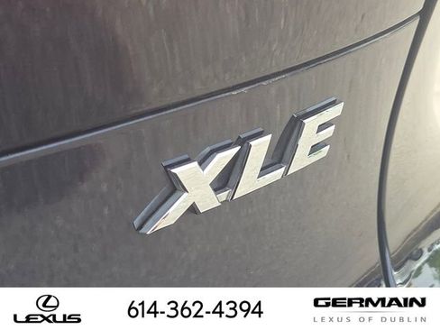 Used 2023 Toyota Venza XLE AWD/4WD image 15