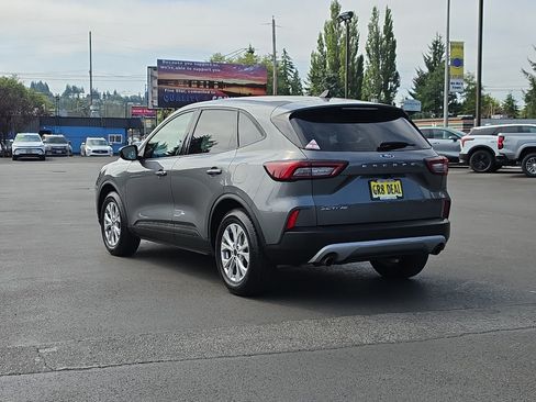 Used 2025 Ford Escape Active FWD image 4