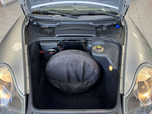 Used 2004 Porsche Boxster image 32