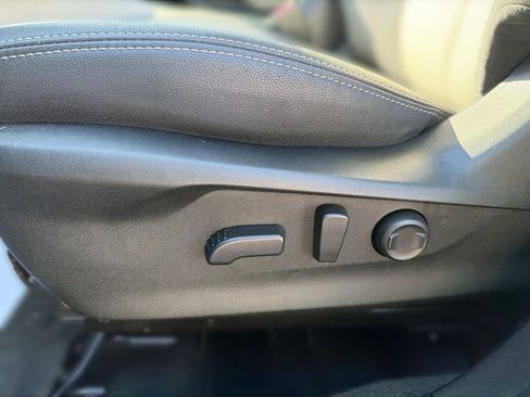 Certified 2023 Subaru Forester Premium image 18