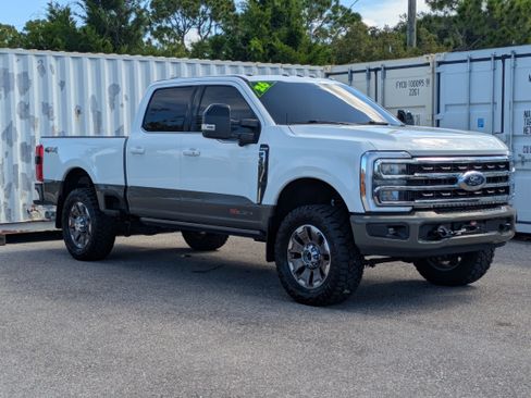 Used 2026 Ford F350 King Ranch AWD/4WD image 3