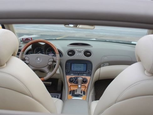 Used 2007 Mercedes-Benz SL 550 SL 550 image 16