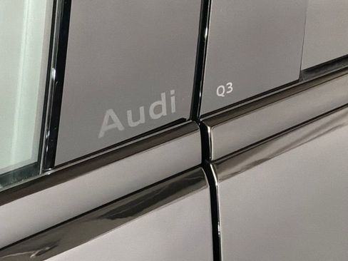 New 2026 Audi Q3 quattro 2.0T image 26