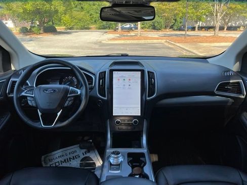Used 2021 Ford Edge SEL w/ Convenience Package AWD/4WD image 24
