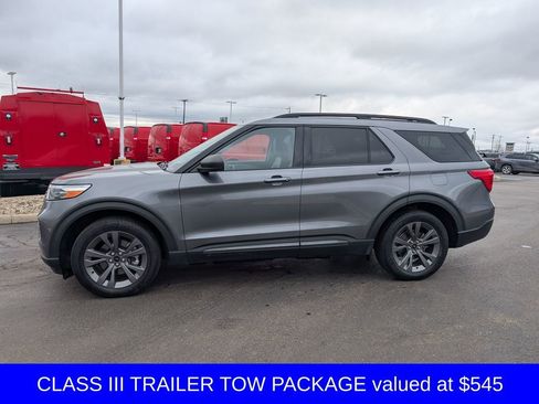 Used 2021 Ford Explorer XLT w/ Equipment Group 202A image 5
