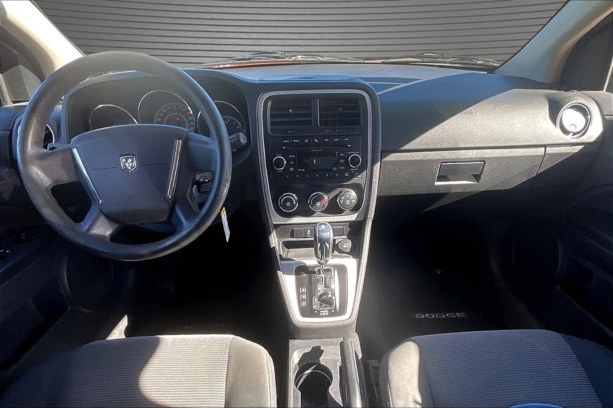 Used 2011 Dodge Caliber Heat FWD image 7