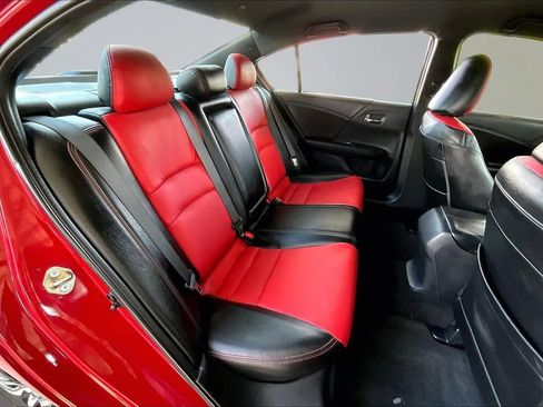 Used 2016 Honda Accord Sport image 22