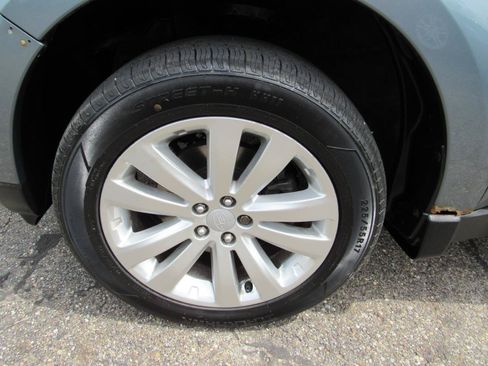 Used 2013 Subaru Forester 2.5X Limited AWD/4WD image 14