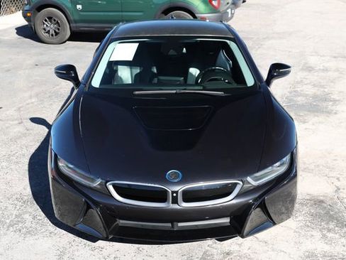 Used 2019 BMW i8 Pure Impulse World image 24