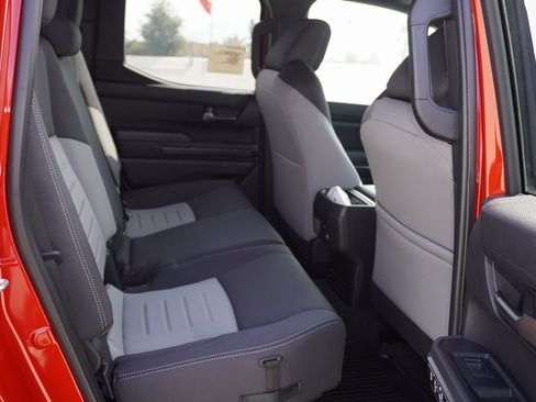 New 2025 Toyota Tacoma TRD Sport image 6