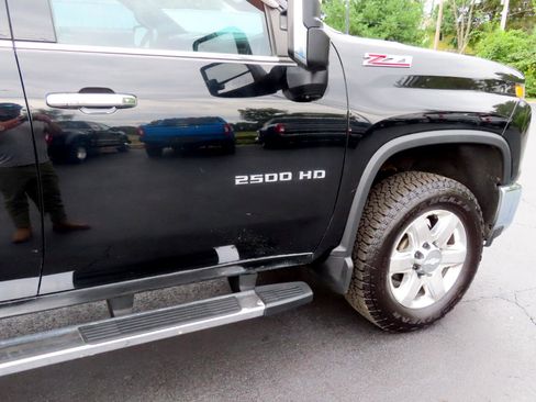 Used 2020 Chevrolet Silverado 2500 LTZ image 25
