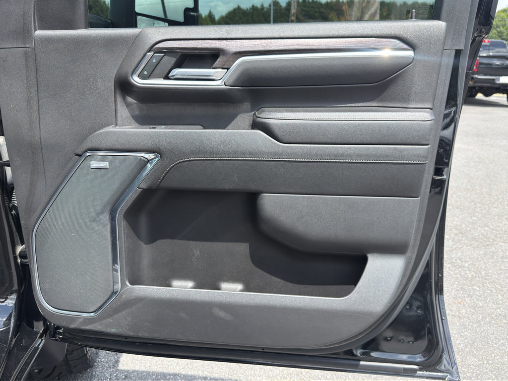 Used 2024 Chevrolet Silverado 2500 LTZ w/ LTZ Premium Texas Edition AWD/4WD image 34