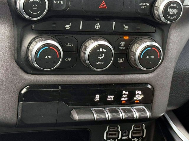 Used 2020 RAM 1500 Big Horn AWD/4WD image 31