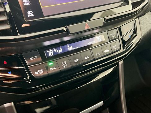 Used 2017 Honda Accord EX image 14