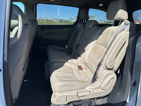 Used 2021 Honda Odyssey EX-L image 16