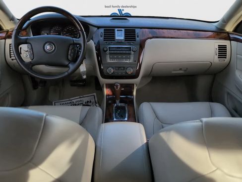 Used 2011 Cadillac DTS Luxury image 14