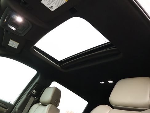 Used 2023 Chevrolet Silverado 1500 ZR2 w/ Technology Package image 25