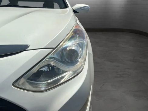 Used 2012 Hyundai Sonata Hybrid FWD image 32