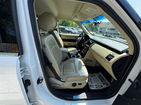 Used 2014 Ford Flex SEL w/ Equipment Group 202A image 28