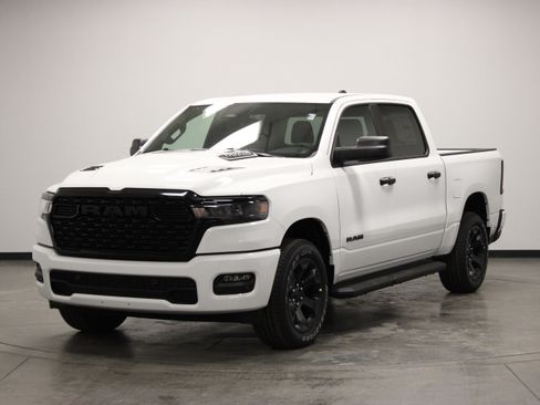 New 2026 RAM 1500 Express AWD/4WD image 4