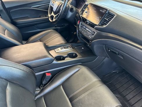 Used 2025 Honda Ridgeline TrailSport image 15