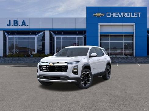 New 2026 Chevrolet Equinox LT w/ Safety and Technology Package image 8