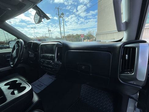 Used 2018 Chevrolet Silverado 1500 LT w/ All Star Edition RWD image 26