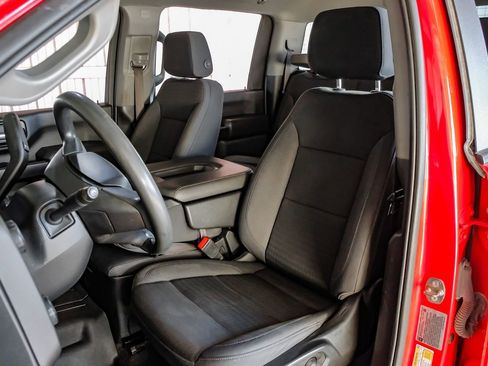 Used 2024 Chevrolet Silverado 2500 Custom w/ Custom Convenience Package image 27