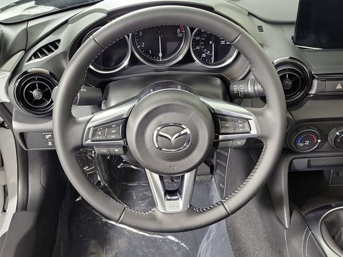 New 2025 MAZDA MX-5 Miata Club w/ Weather Package image 14