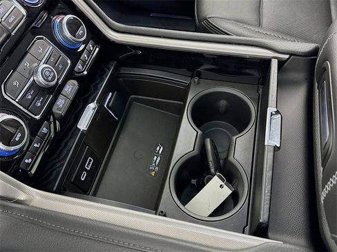 Used 2022 GMC Yukon Denali image 18