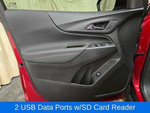 Used 2024 Chevrolet Equinox RS AWD/4WD image 13