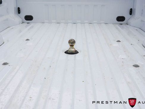 Used 2023 Ford F350 Lariat w/ Lariat Ultimate Package AWD/4WD image 28