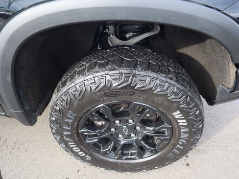 Used 2023 Chevrolet Silverado 1500 ZR2 w/ Technology Package image 8