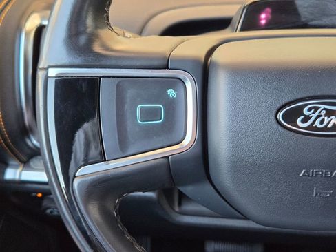 Used 2025 Ford Expedition Tremor AWD/4WD image 23