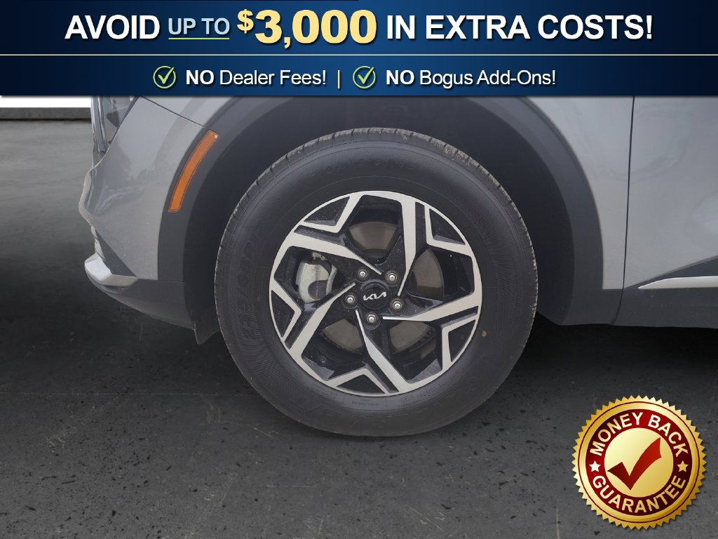 Used 2023 Kia Sportage LX AWD/4WD image 13