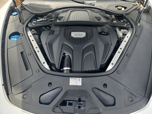 Used 2019 Porsche Panamera 4 image 28