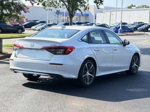 Used 2024 Honda Civic Touring image 12