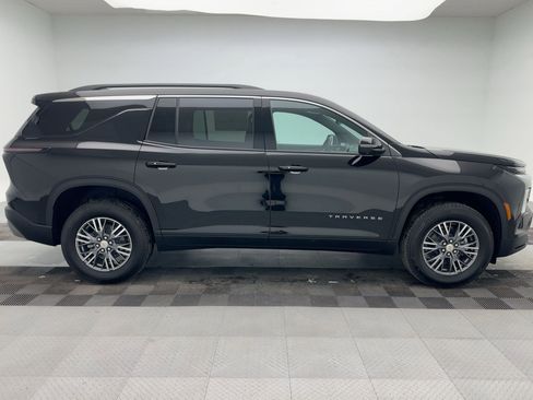 New 2026 Chevrolet Traverse LT image 8