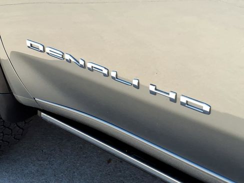 Certified 2025 GMC Sierra 2500 Denali w/ Denali Reserve Package image 24