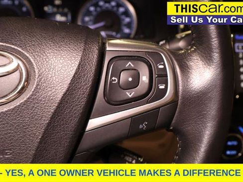 Used 2015 Toyota Camry XLE image 12