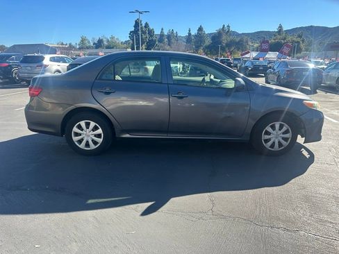 Used 2013 Toyota Corolla L image 4
