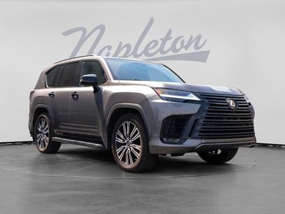 Used 2023 Lexus LX 600 4WD w/ Appearance Package