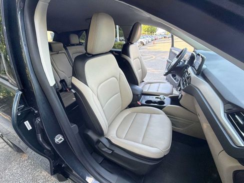Used 2022 Ford Escape SEL w/ Technology Package AWD/4WD image 22