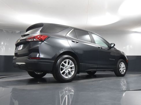 Used 2022 Chevrolet Equinox LT image 48