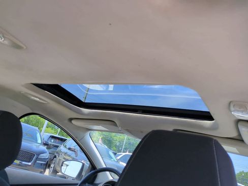 Used 2014 Ford Focus SE w/ SE Sport Package image 22