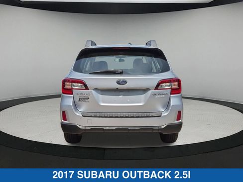 Used 2017 Subaru Outback 2.5i AWD/4WD image 6