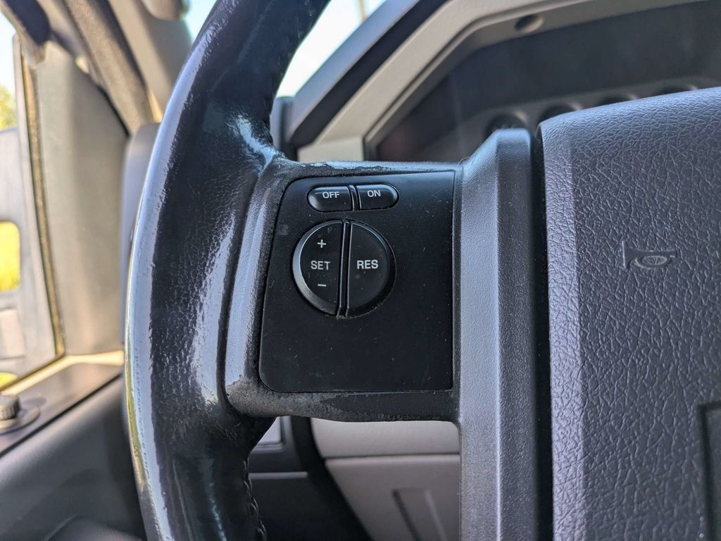 Used 2010 Ford F250 XL AWD/4WD image 24