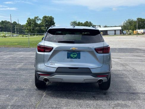 Used 2024 Chevrolet Blazer LT w/ Convenience Package FWD image 4