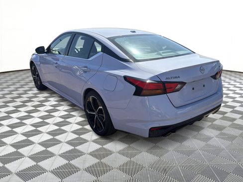 Used 2024 Nissan Altima 2.5 SR FWD image 3