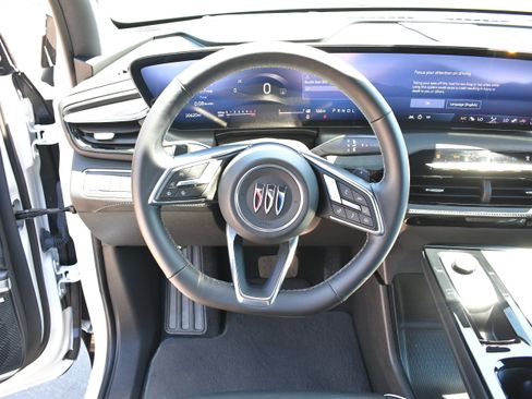 Used 2025 Buick Enclave Sport Touring FWD image 19